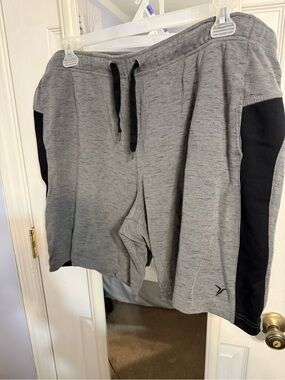 Old Navy Gray Athletic Drawstring Shorts with Black Side Panels